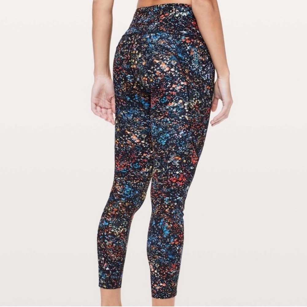 Lululemon Athletica Flowerscent Fast And Free floral leggings size 6 Nulux hr